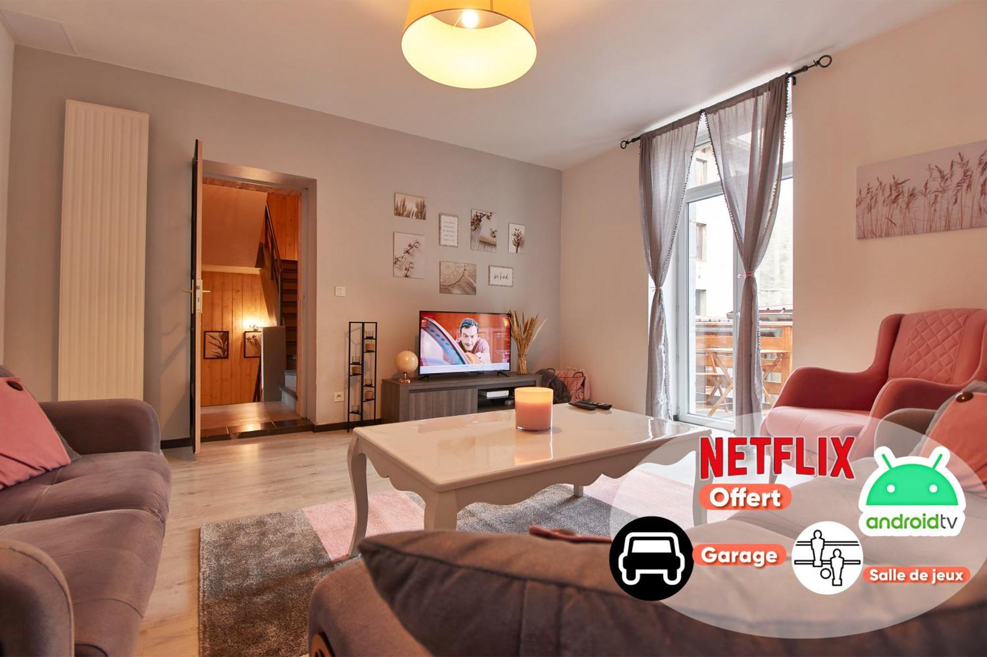 Maison Lamartine - Plein Centre-Ville Avec Garage & Jeux Сен-Клод Екстериор снимка